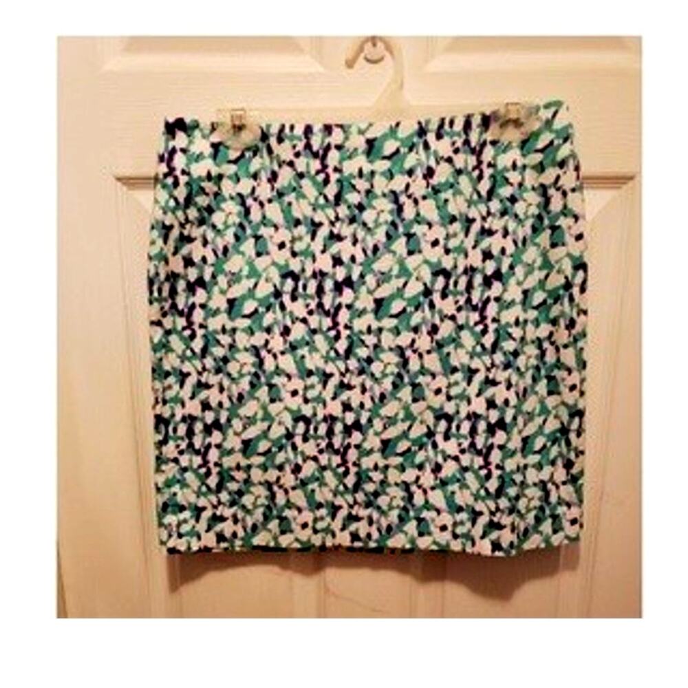 Ann Taylor The Madison Short skirt Sz 6 EUC